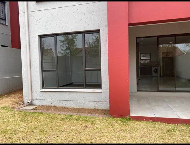 1 BEDROOM PROPERTY TO RENT IN SUNNINGHILL